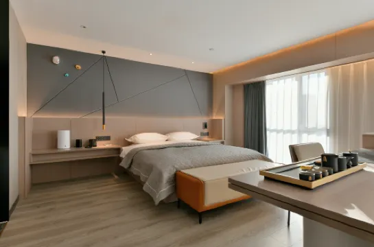 Shangpin Light Luxury Hotel