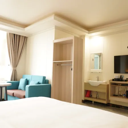 Long An Xin Yi Business Hotel conversion