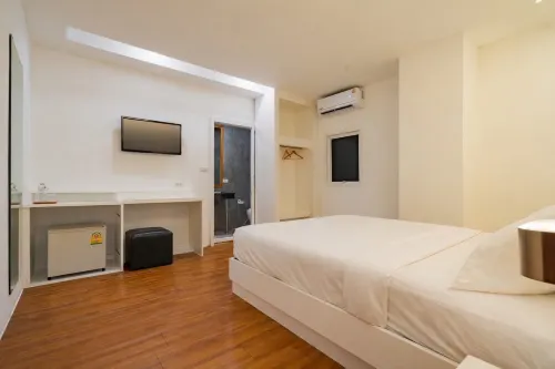 Good Breeze Hostel