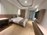 Tianzi Hotel (Zhaoxiang Platinum Times)