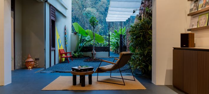 Yinzhu · Vinyl Record Homestay (Mangshi Dai Ethnic Ancient Town) Hotels in Mangshi