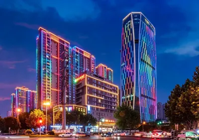 Vienna Hotel (Wuhan Hankou Railway Station Shiqiao Subway Station) Hotels in Wuhan