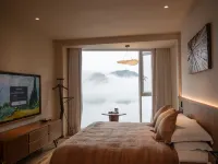 Yiyu Mubai (Tiantai Tongbai Palace) Hotels in Tiantai County