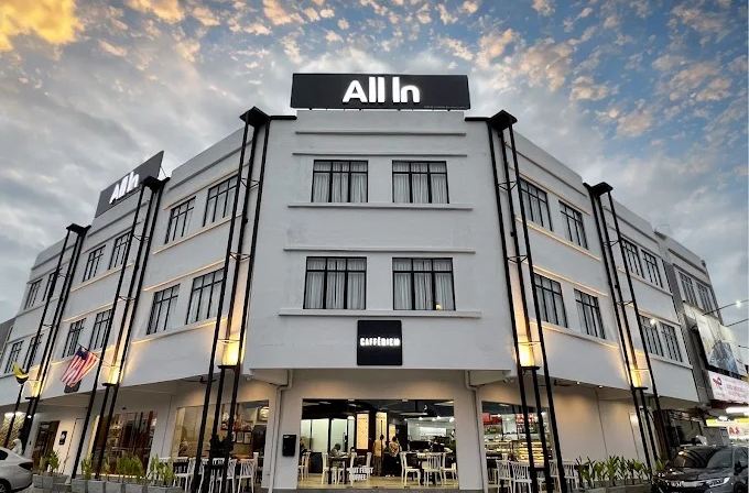 All in Hotel