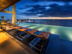 Centric Sea Pattaya Condo by Allen