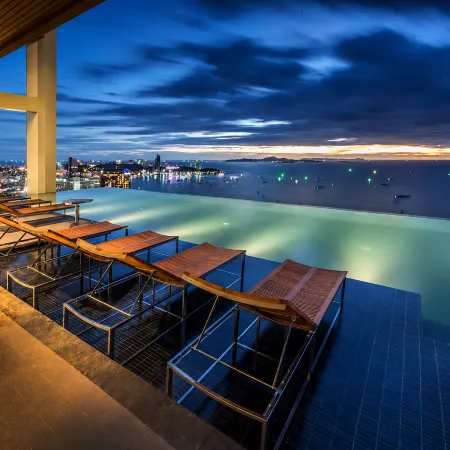 Centric Sea Pattaya Condo by Allen