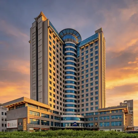 Mandu Hotel