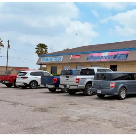 Champions Inn Del Rio TX Near US 90
