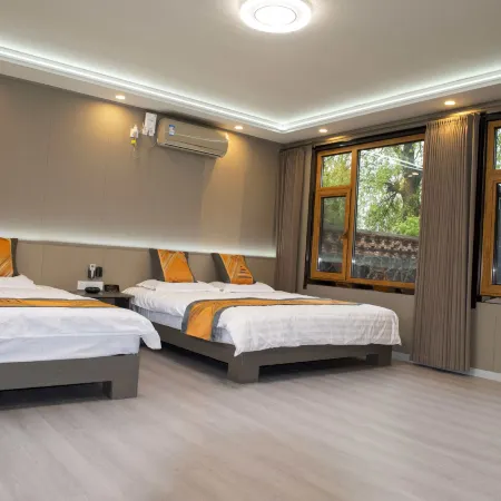 Linqiao Riverside Homestay