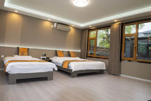 Linqiao Riverside Homestay