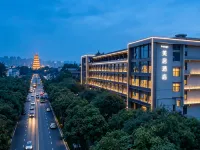 Mercure XI'an Great Tang Mall of
 Dayan Pagoda  Hotels near Dacien Temple