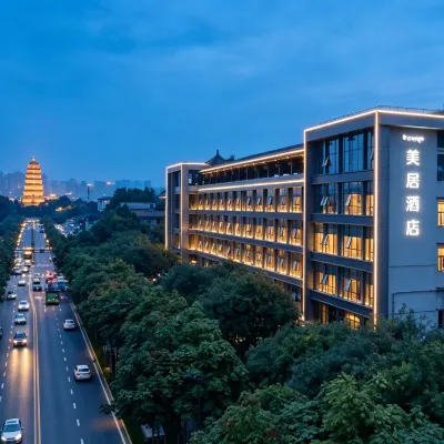 Mercure XI'an Great Tang Mall of
 Dayan Pagoda  Hotels near Xiao Zhai