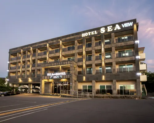 Sea View Hotel Hotel berhampiran Pantai Iho