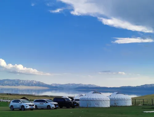 Sayram Lake Xiyu Fengqing Minsu -  Privatzimmer