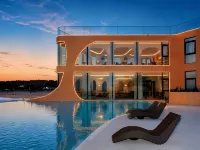 Dazzling·Yueqinhai Resort - parking