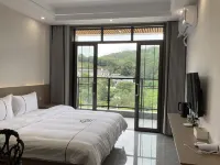 Zijin Jiuhe Town Forest Home Homestay - balcony