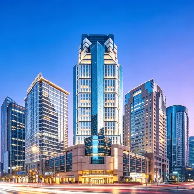 Campanile Hotel (Shanghai Lujiazui Center Xiangcheng Road Subway Station) Отели рядом с достопримечательностью «Шанхайский музей науки и техники»