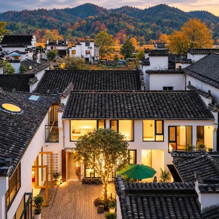 Hongcun Scenic Area Zhishu B&B