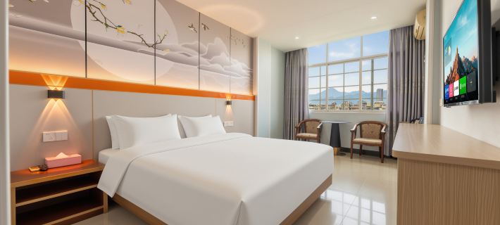 Heping Chutian Grand Hotel Hotels in Heping