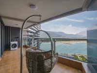 Liwo Surfing Seaview Hotel