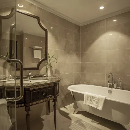 Pearl River Hotel