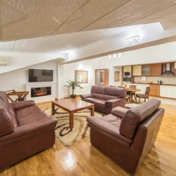 F Apartmani Kragujevac Hotels near Šumadija Sajam