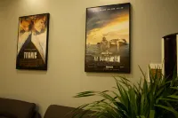 Oscar Theatre Hotel Hotels in Shilou