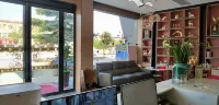 Jingya Business Hotel
