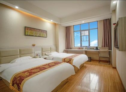 Pingjiang Huafu Business Hotel