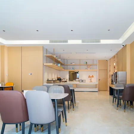HIYA LIGHT Hotel (Fu'an Ruijing Branch)