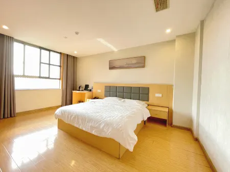 Wuwei Huadu Business Hotel Отели в г. Увэй