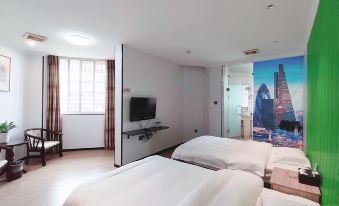 Yili Business Hotel