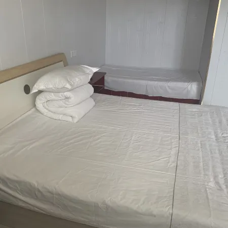 Lacey Wanyou Hotel