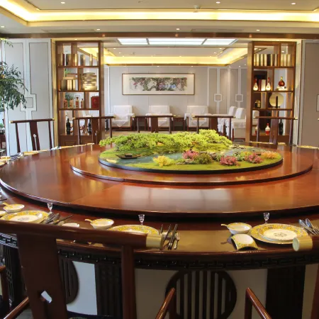 LANDISON VEEGLE HOTEL LONGXI