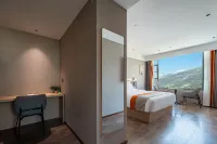 Huayu Light Luxury Hotel Hotels in Hanyuan