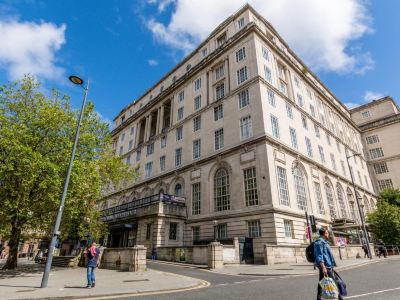 Adelphi hotel