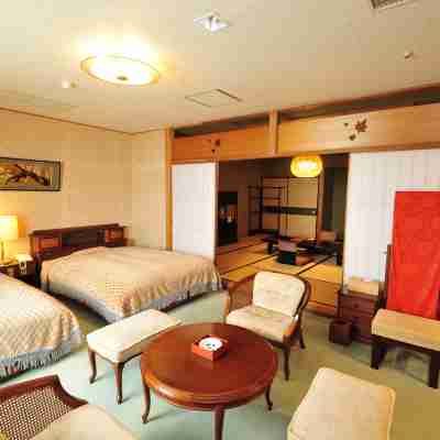 日昇館別邸湖月亭 Rooms