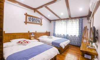 Qingfeng Xiaozhu Homestay (Zhangjiajie Wulingyuan Mark Store)