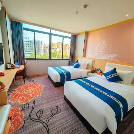 Greentre Carrey Collection Hotel (Pingsha) Отели рядом с достопримечательностью «Жухайский конный корт»