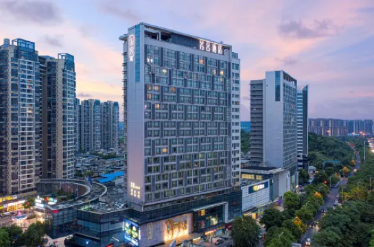 Aroma Hotel
