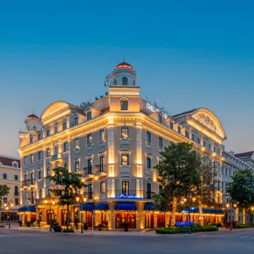 Grand Fleuve Boutique Отели рядом с достопримечательностью «Бухта Халонг»