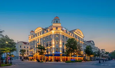 Khách sạn Grand Fleuve Boutique Các khách sạn ở Hạ Long