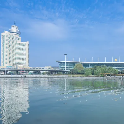 Shuguang International Hotel Hotels near Nanjing Hongshan Forest Zoo