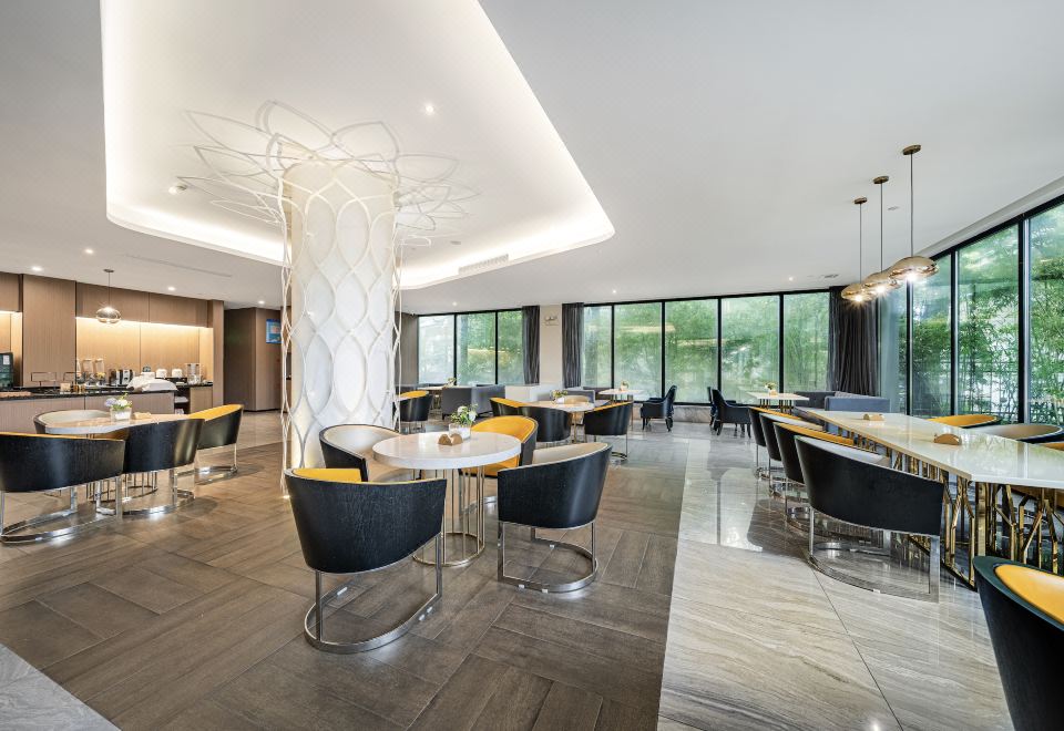 3. 피쳐드 오렌지 ..