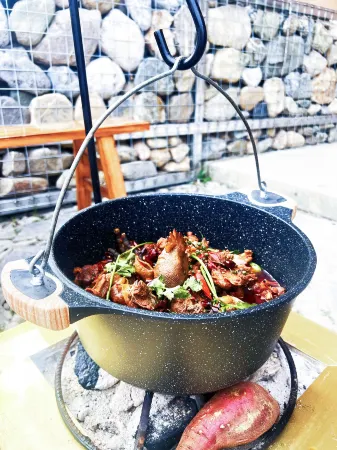 Liangdang Guolao Ecological Culture Tourism Kangyang Industrial Park Lushan Juzhusu Отели в г. Ляндан