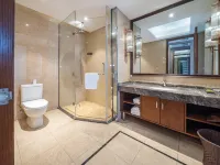 Royal Four Seasons Hotel