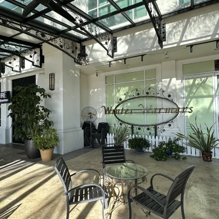 Cozy Straits Quay Seafront Homestay
