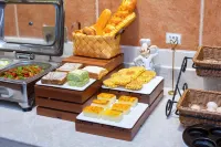 Vienna International Hotel Hunan Yiyang Nanxian Grand World Branch - sarapan