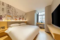 Jinhao Hotel (Longyandong Station)