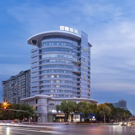 Echarm Hotel